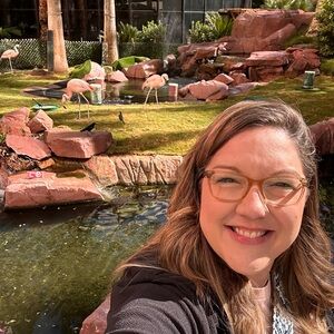 Meet your Posher, Eve